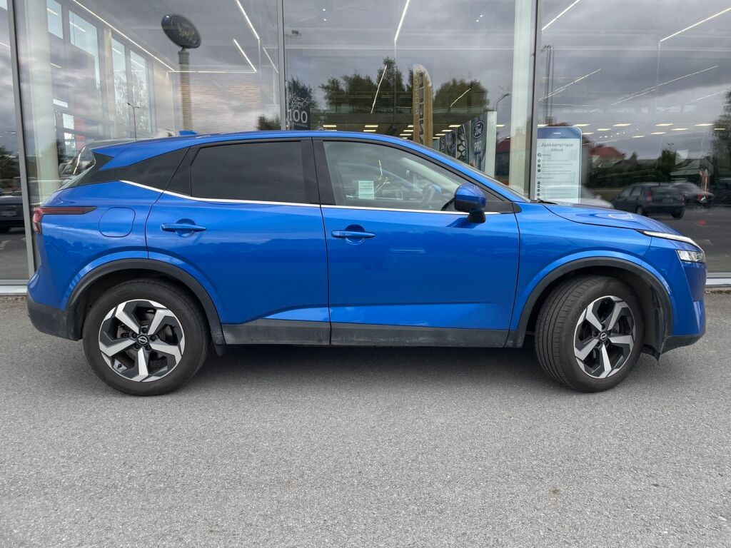 Nissan Qashqai 2024 Sininen