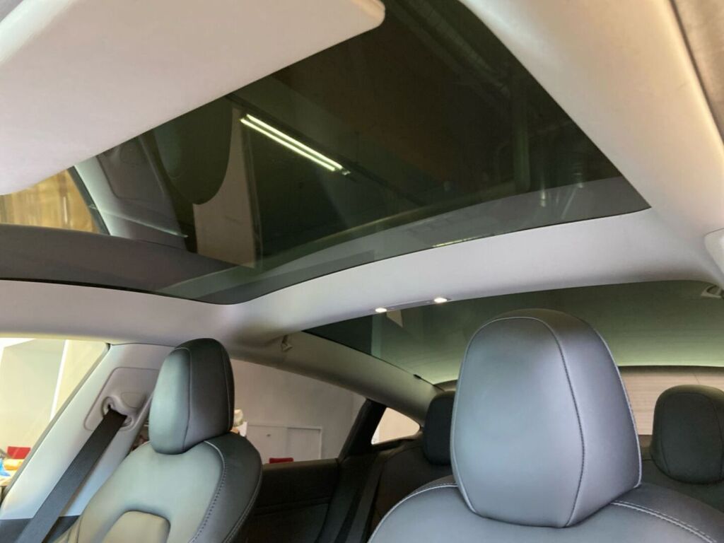 Tesla Model 3 2021 Harmaa