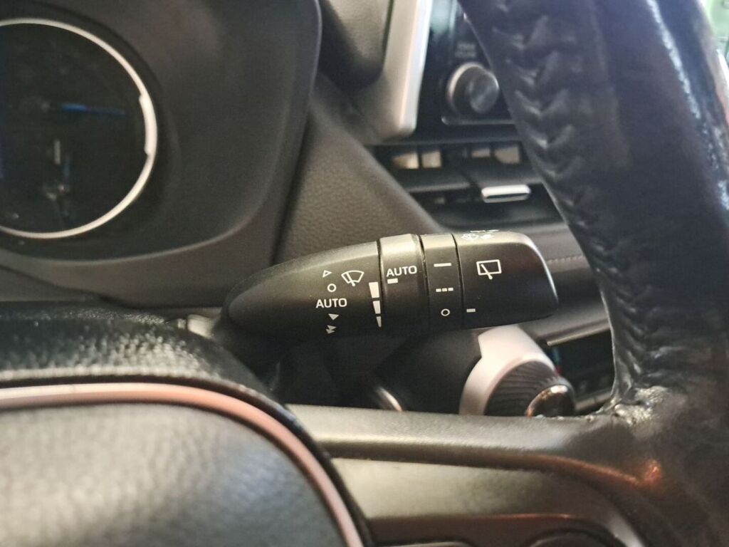 Toyota RAV4 2019 Harmaa