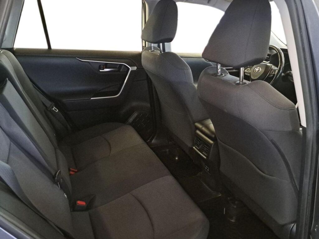 Toyota RAV4 2019 Harmaa