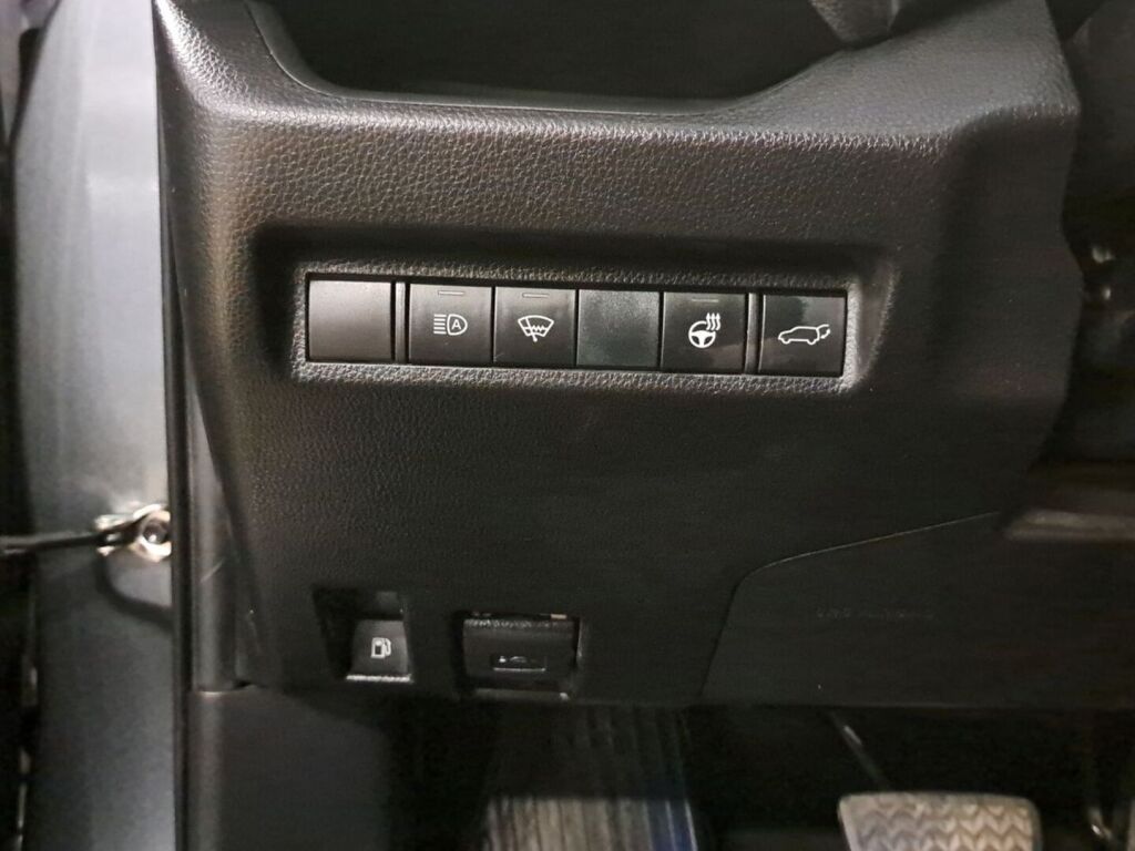 Toyota RAV4 2019 Harmaa