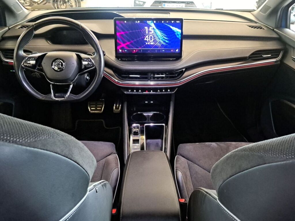Skoda Enyaq 2022 Sininen