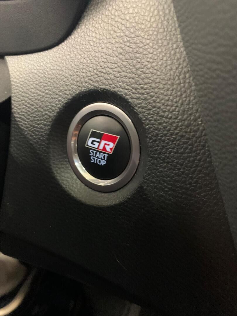 Toyota Corolla 2024 Harmaa