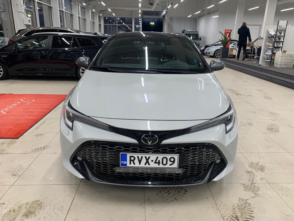 Toyota Corolla 2024 Harmaa