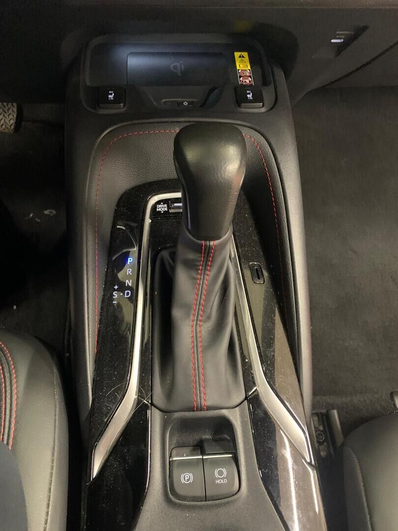 Toyota Corolla 2024 Harmaa