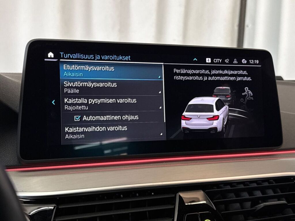 BMW 530 2023 Valkoinen