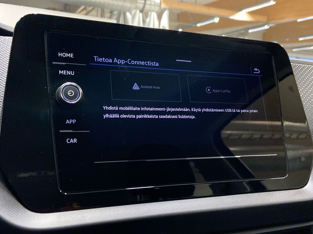 Volkswagen T-Cross 2024 Musta