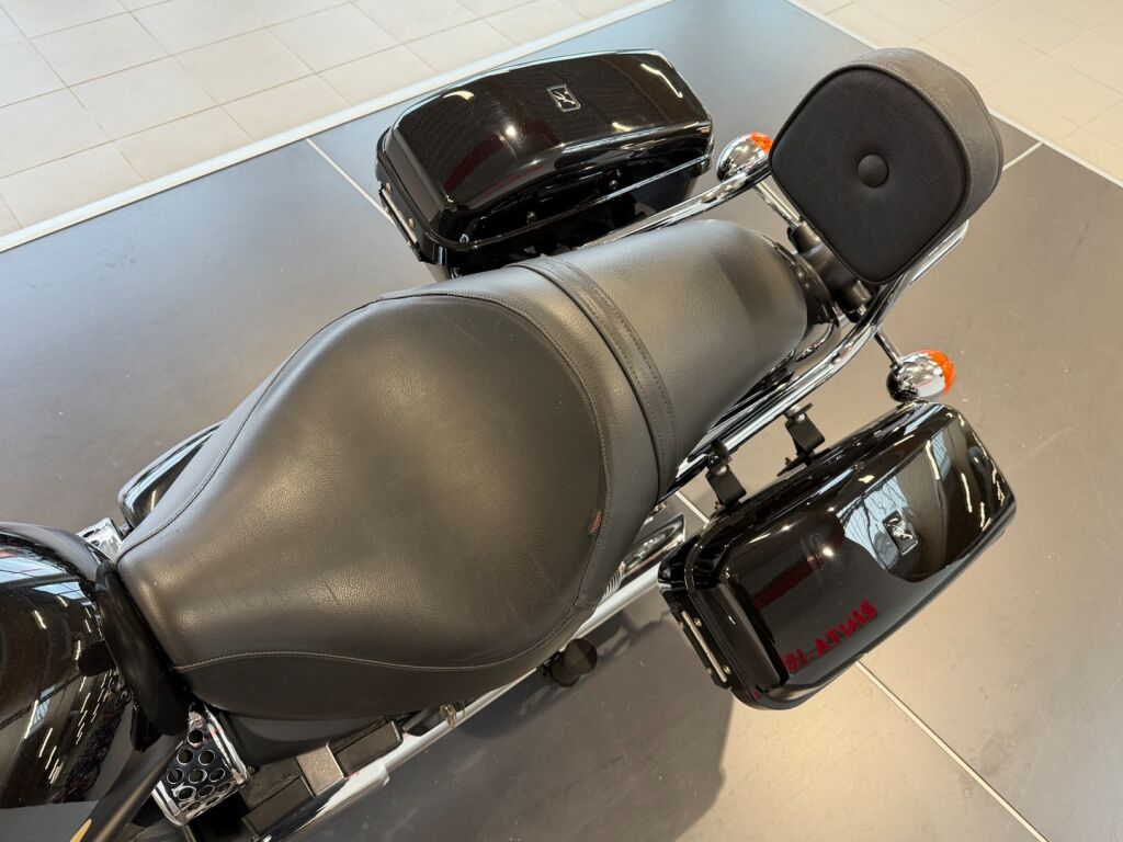 Triumph SPEEDMASTER 2009 Musta
