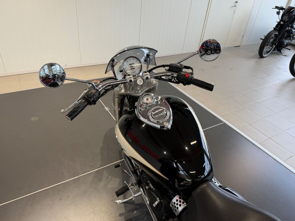 Triumph SPEEDMASTER 2009 Musta