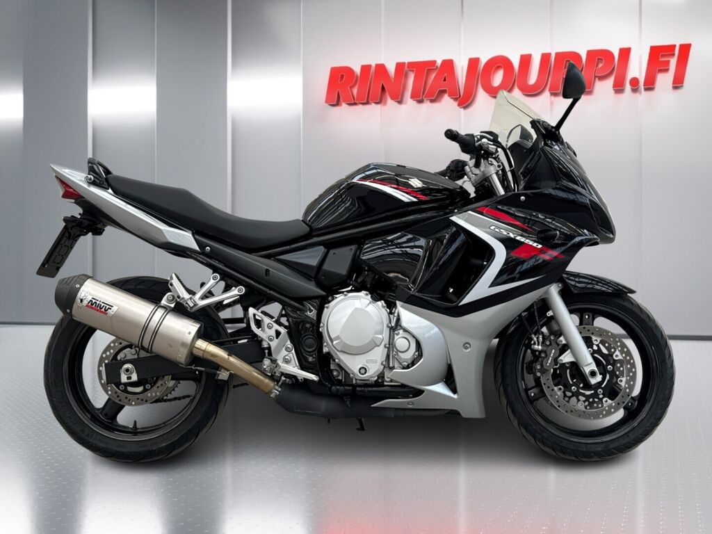 Suzuki GSX 2009 Musta