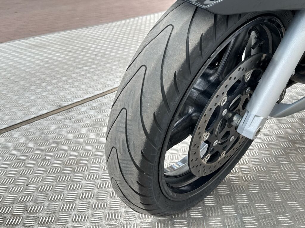 Suzuki GSX 2009 Musta