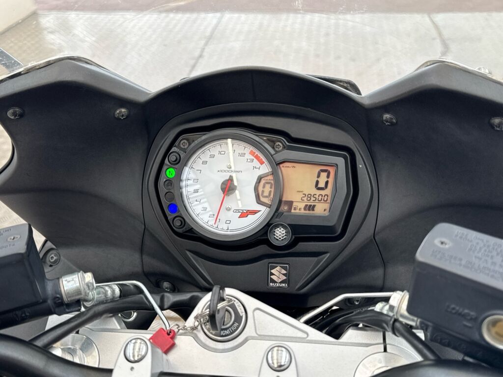 Suzuki GSX 2009 Musta
