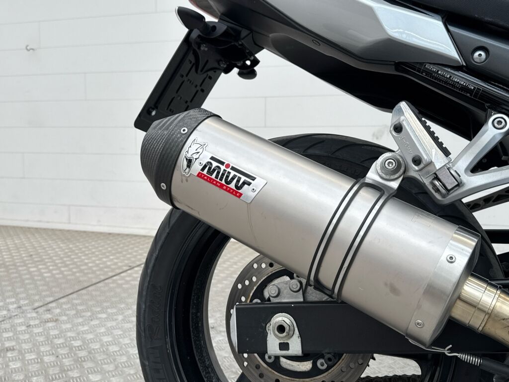 Suzuki GSX 2009 Musta