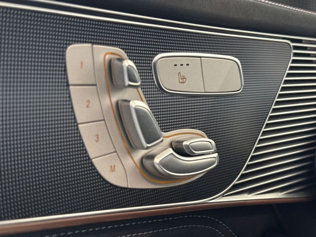 Mercedes-Benz EQC 2023 Harmaa