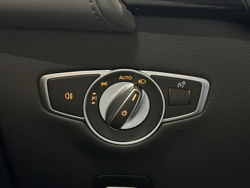 Mercedes-Benz EQC 2023 Harmaa