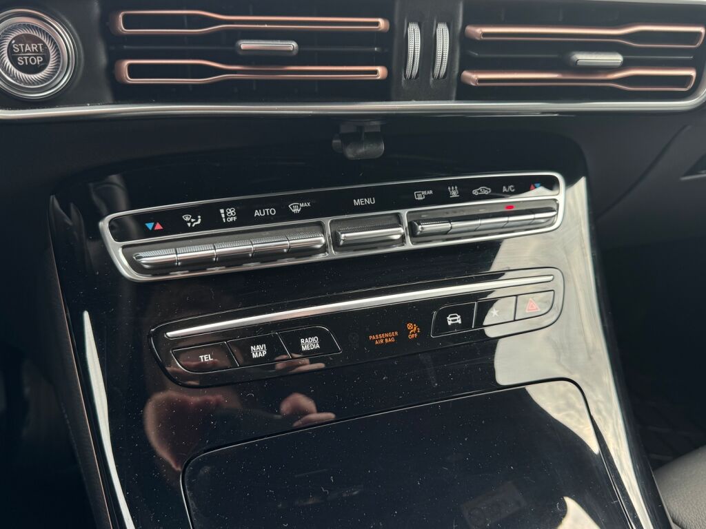 Mercedes-Benz EQC 2023 Harmaa