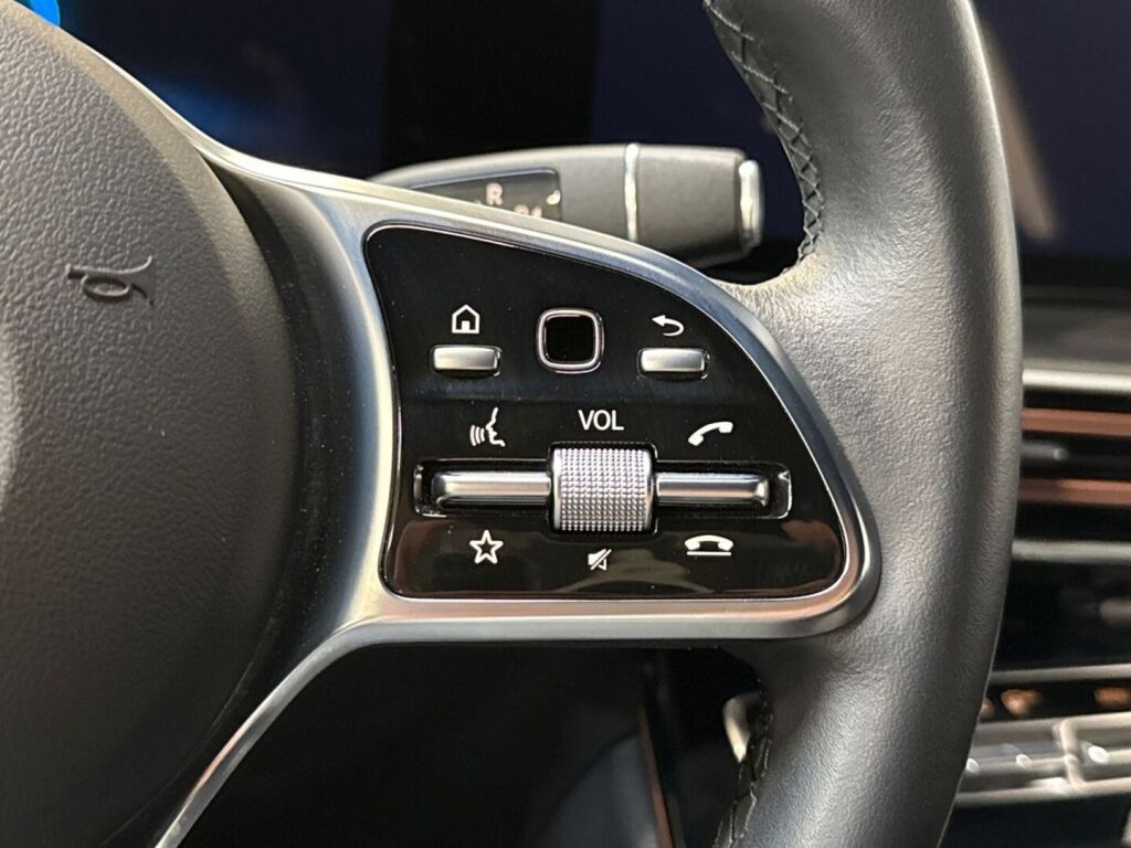 Mercedes-Benz EQC 2023 Harmaa