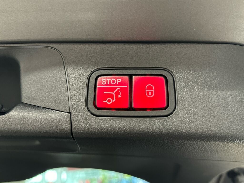 Mercedes-Benz EQB 2022 Harmaa