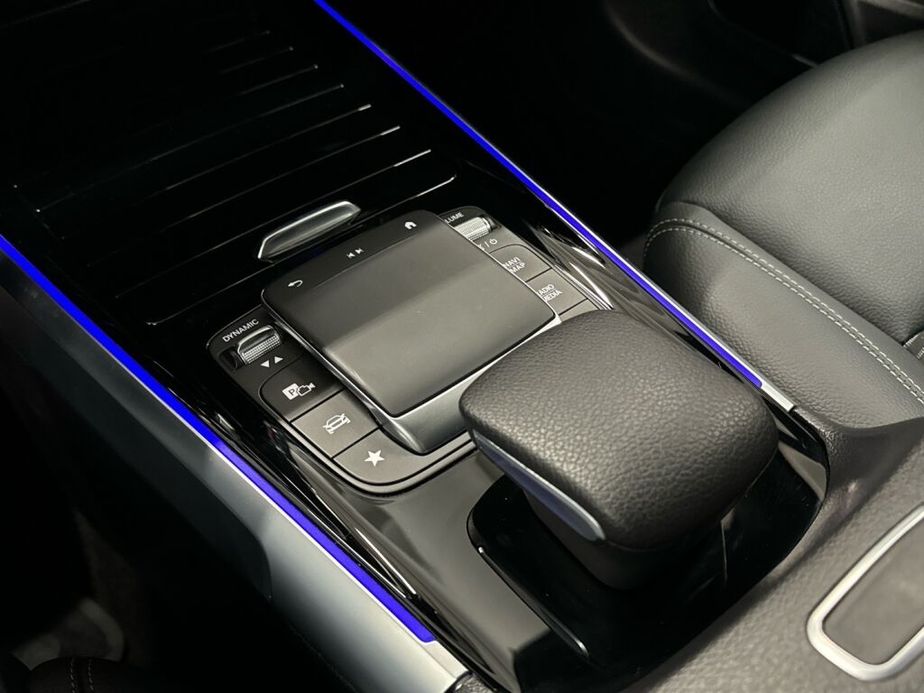 Mercedes-Benz EQB 2022 Harmaa