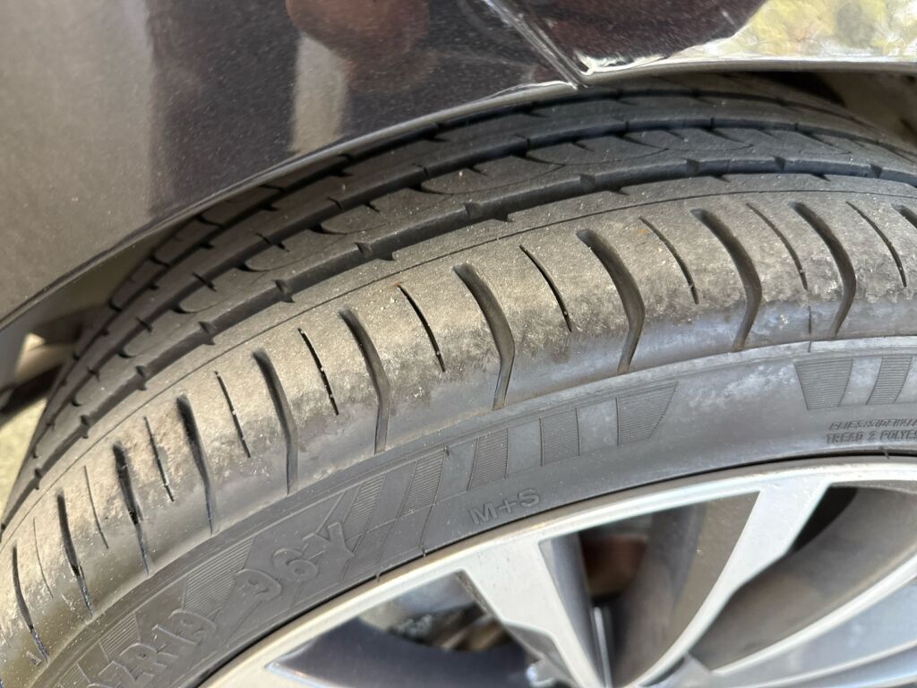 Skoda Superb 2020 Musta