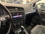 Volkswagen Golf 2018 Valkoinen