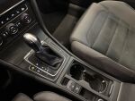 Volkswagen Golf 2018 Valkoinen