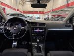 Volkswagen Golf 2018 Valkoinen