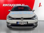 Volkswagen Golf 2018 Valkoinen