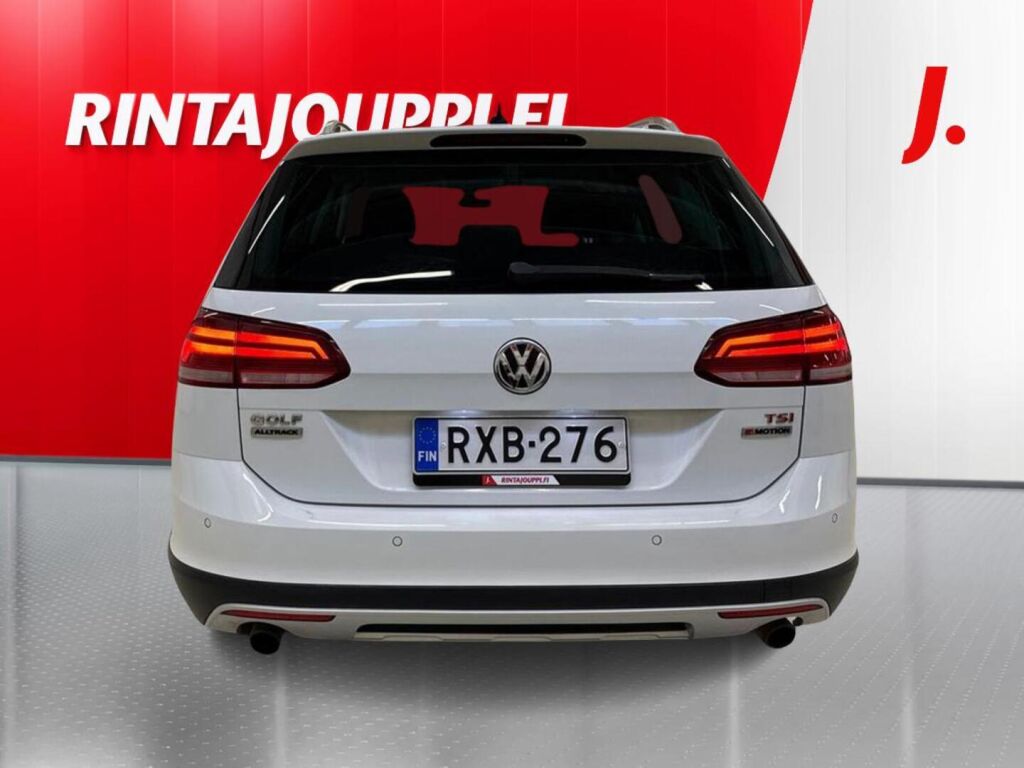 Volkswagen Golf 2018 Valkoinen