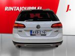 Volkswagen Golf 2018 Valkoinen