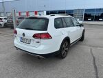 Volkswagen Golf 2018 Valkoinen