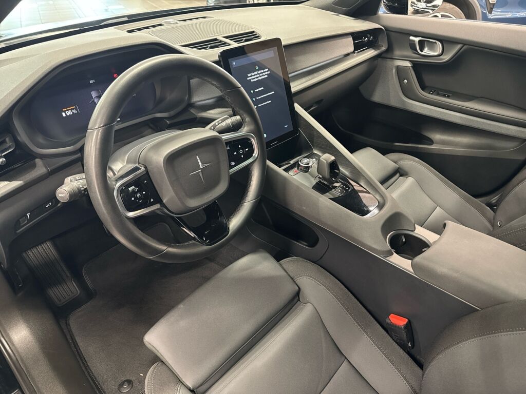 Polestar 2 2021 Musta