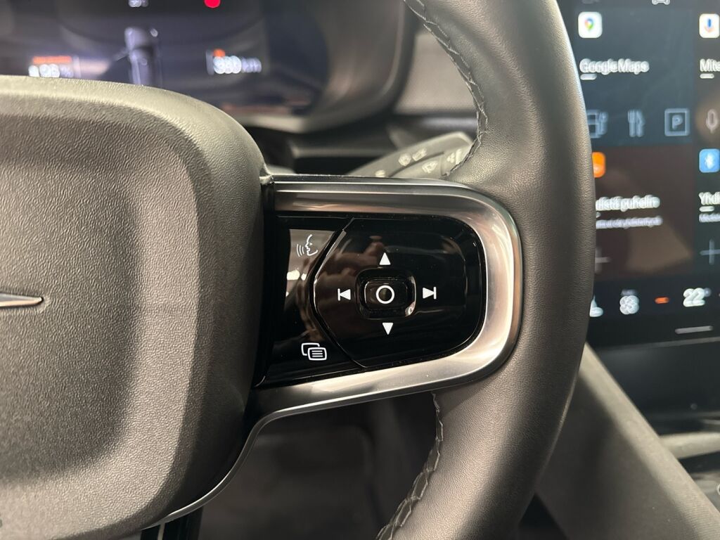 Polestar 2 2021 Musta