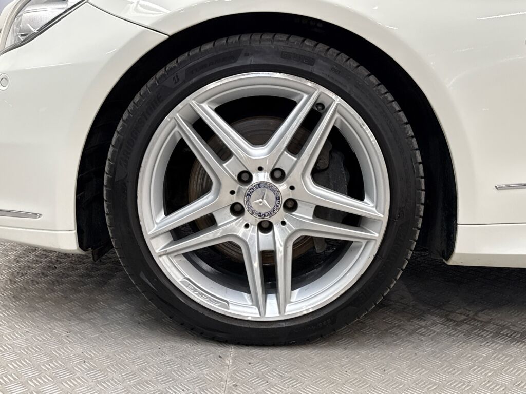 Mercedes-Benz E 2011 Valkoinen