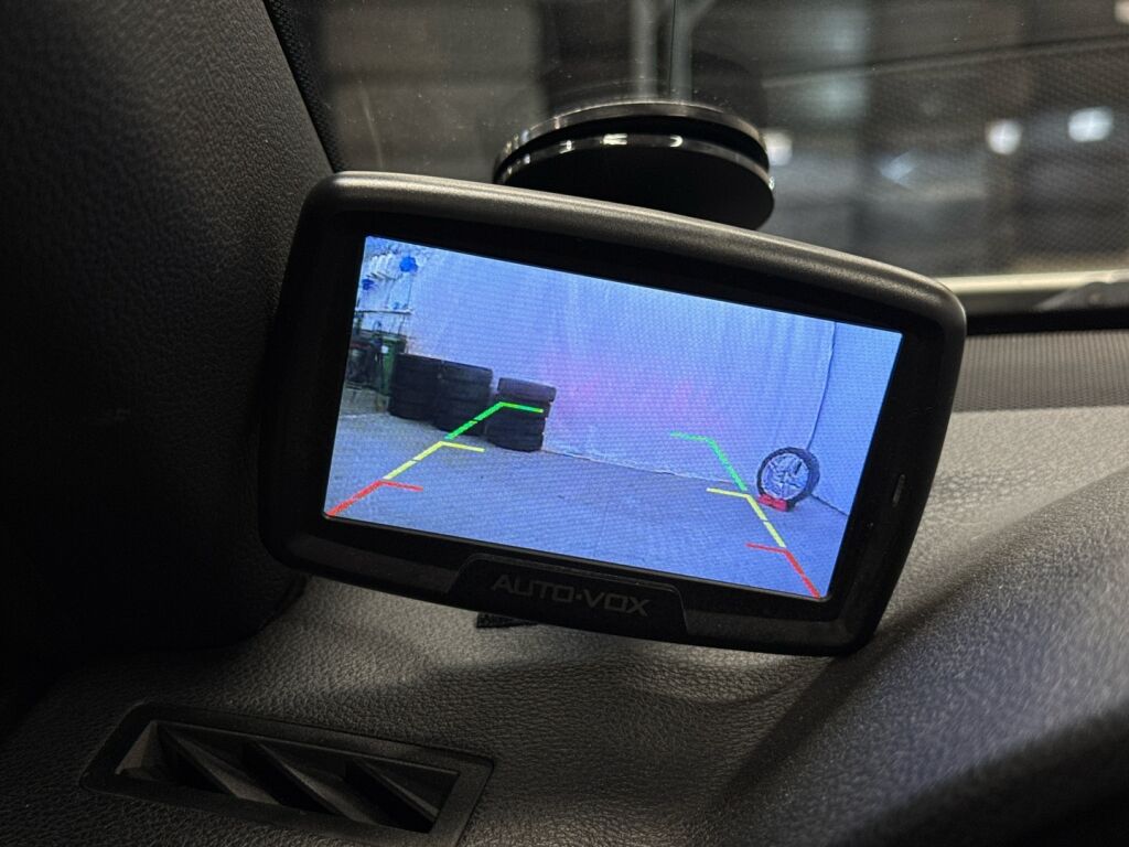 Mercedes-Benz E 2011 Valkoinen