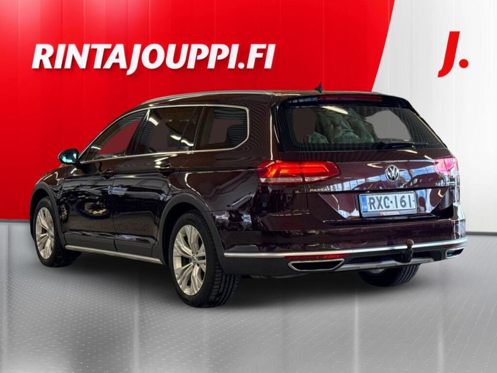 Volkswagen Passat 2017 Punainen