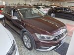 Volkswagen Passat 2017 Punainen