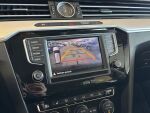 Volkswagen Passat 2017 Punainen