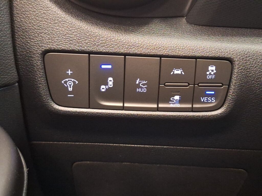 Hyundai KONA 2019 Punainen