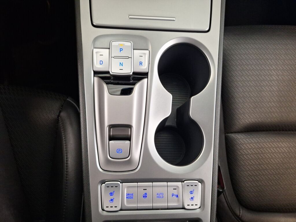 Hyundai KONA 2019 Punainen