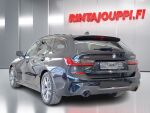 BMW 330 2021 Musta