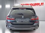 BMW 330 2021 Musta