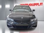 BMW 330 2021 Musta