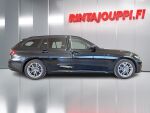 BMW 330 2021 Musta