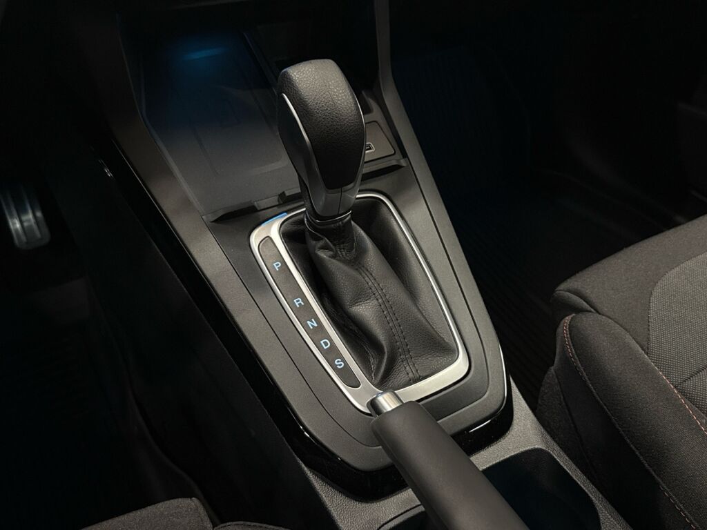 Ford Puma 2026 Valkoinen