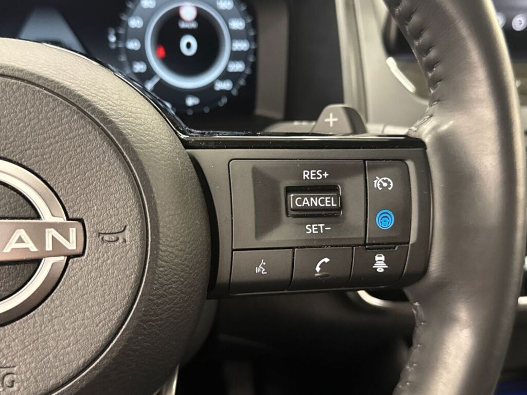 Nissan Qashqai 2024 Vihreä