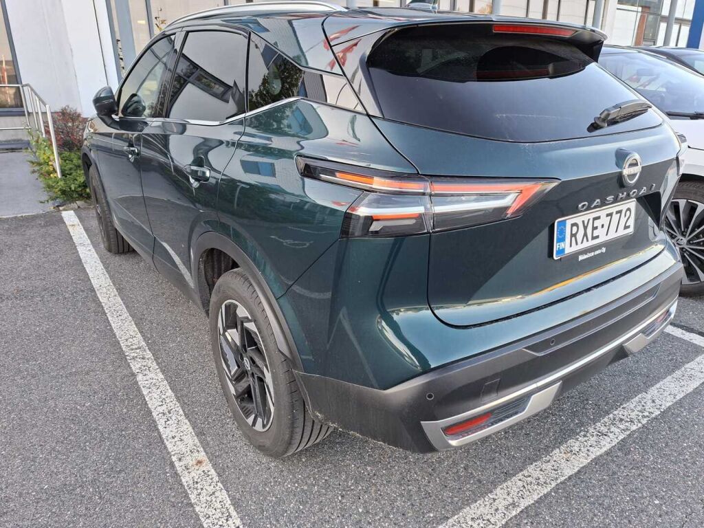 Nissan Qashqai 2024 Vihreä
