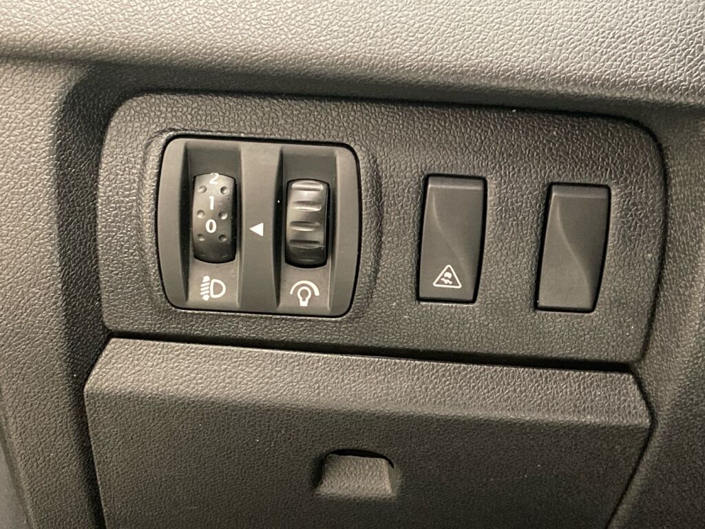 Renault Megane 2010 Musta