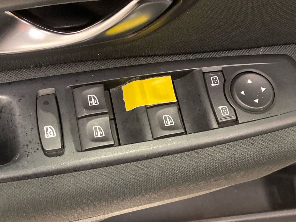 Renault Megane 2010 Musta