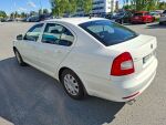 Skoda Octavia 2010 Valkoinen